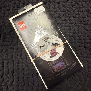 Iphone 16 Case Bundle. Clear Magnetic Case, Temperate Glass, USBC Cable.